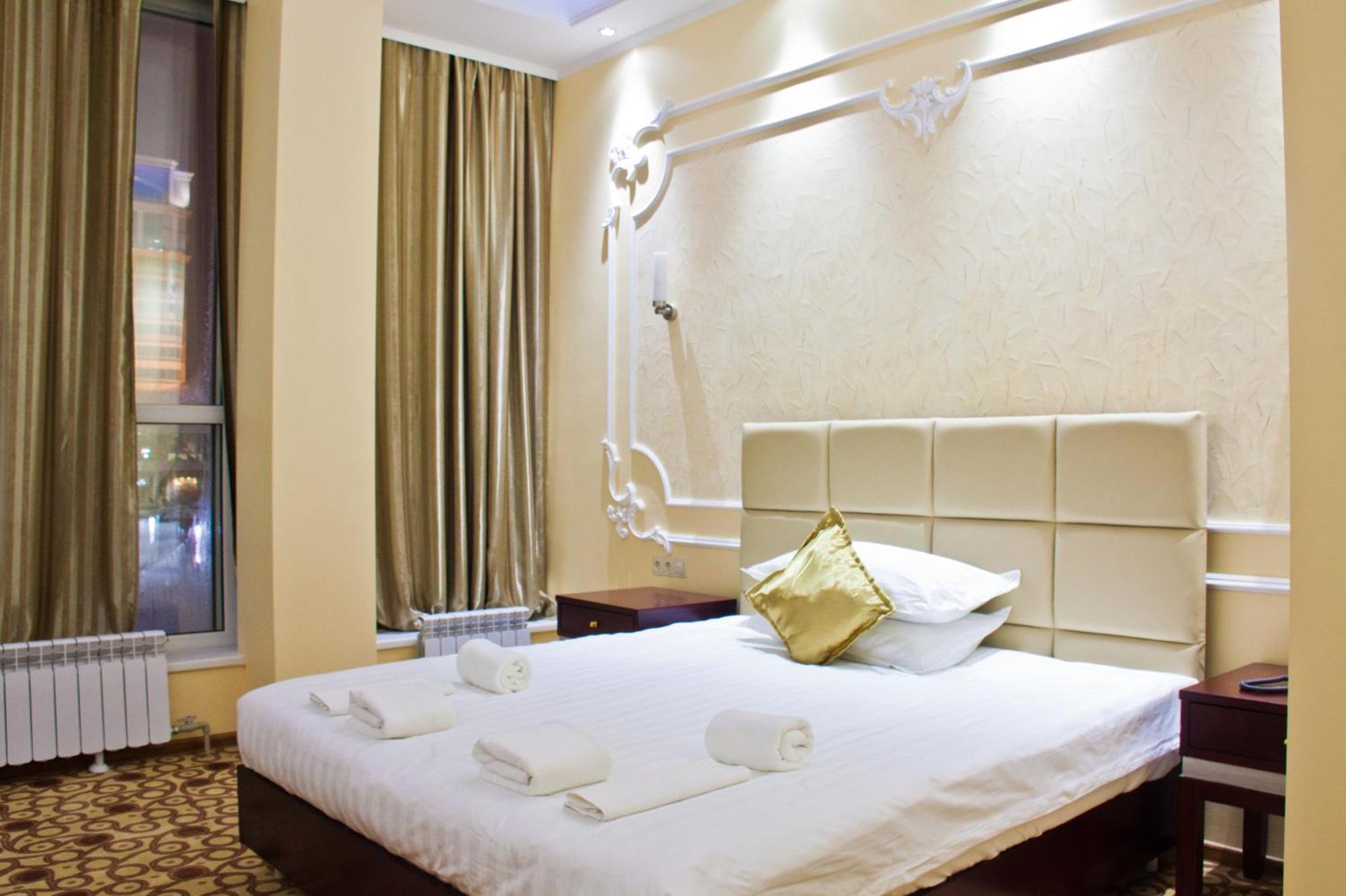 Sky Luxe Hotel Nur-Sultan  Exterior photo
