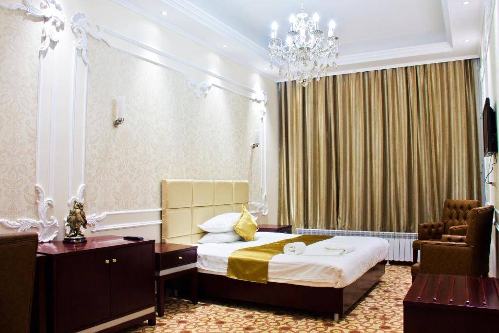 Sky Luxe Hotel Nur-Sultan  Exterior photo